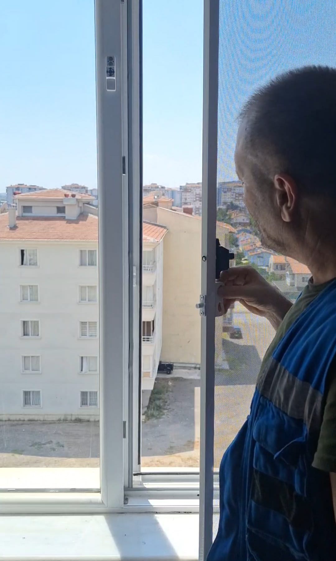 Ankara cam balkon sineklik montaj